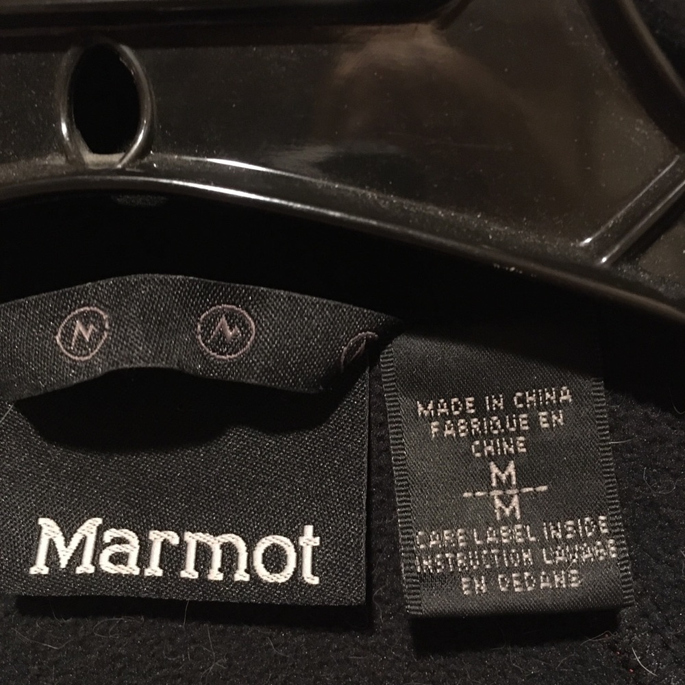 EUC MARMOT Red Soft Shell Jacket - M - Picture 4 of 8